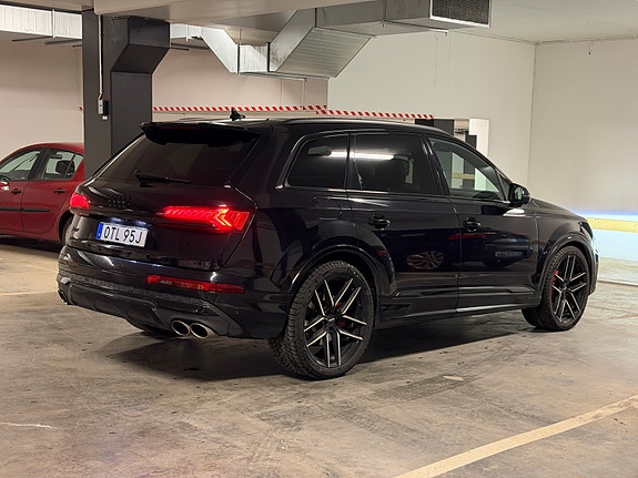 Audi SQ7 3 of 19