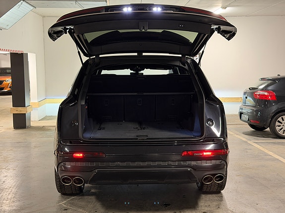 Audi SQ7 8 of 19