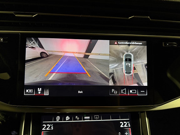 Audi SQ7 18 of 19
