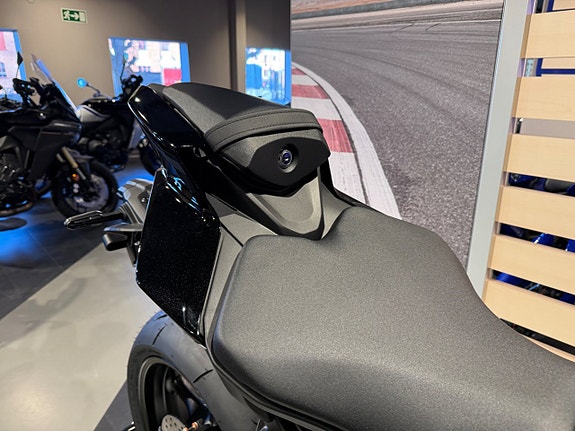Yamaha R9  2026 Kampanj 3,45% / Räntefritt 5 of 6