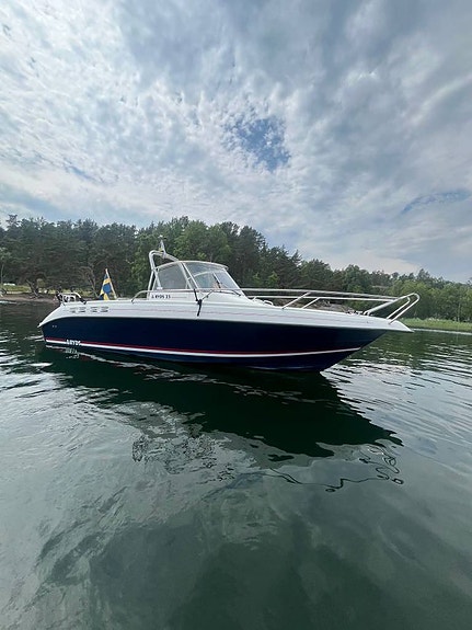 Ryds 23 WA - 04 - Mecruiser 4.3  - Nyservad - Polerad 4 of 12