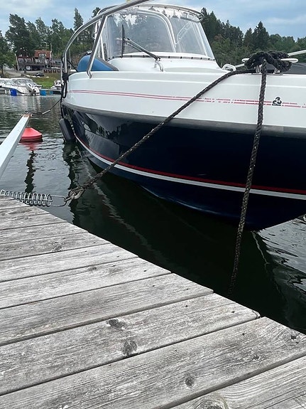 Ryds 23 WA - 04 - Mecruiser 4.3  - Nyservad - Polerad 11 of 12