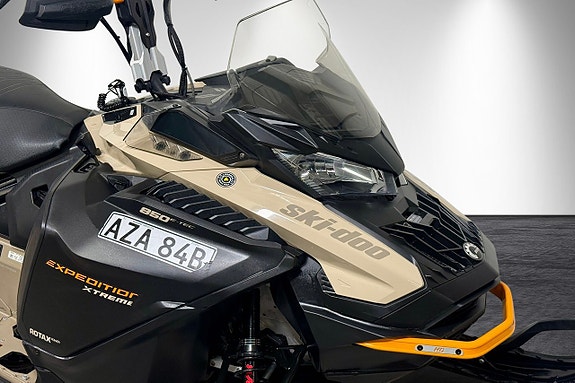 Ski-Doo EXPEDITION X 850 E-TEC 4 of 5