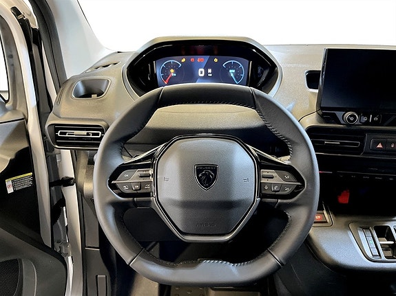 Peugeot Partner 13 of 14