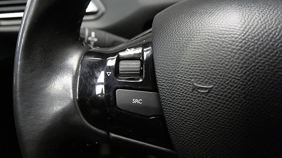 Peugeot 308 18 of 25
