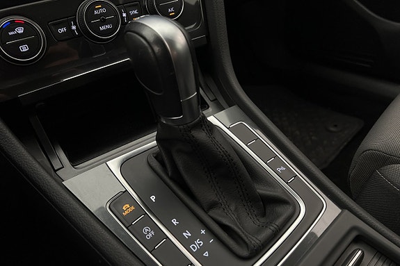 Volkswagen Golf Alltrack 23 of 25