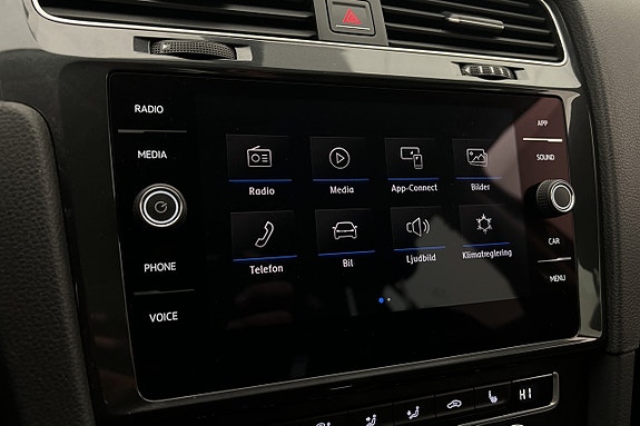 Volkswagen Golf Alltrack 19 of 25