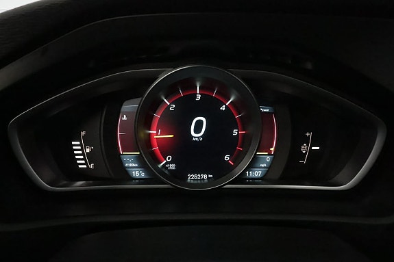 Volvo V40 18 of 24