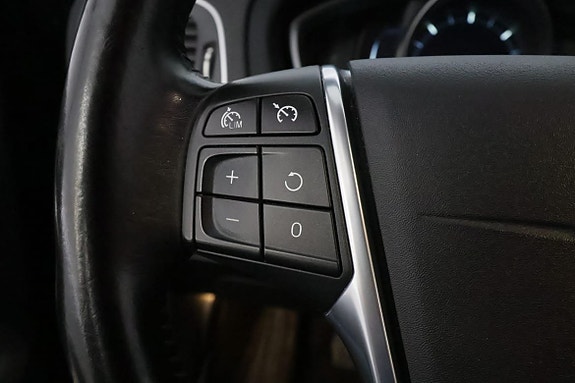 Volvo V40 14 of 24