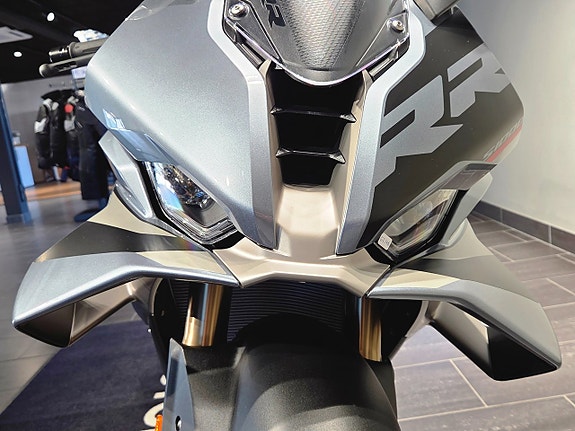 BMW S1000RR/Räntekampanj 3,45%/Dynamic-pack/Sport 5 of 5