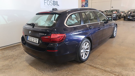 BMW 520d 4 of 5