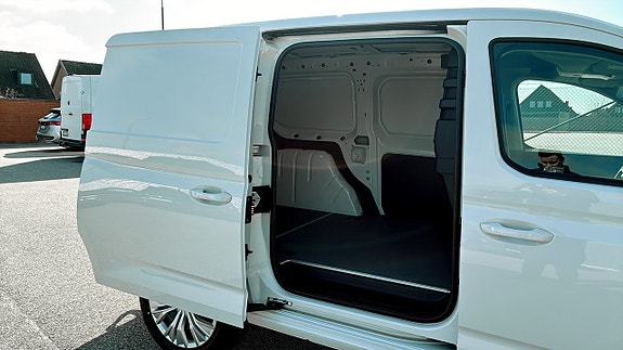 Volkswagen Caddy 11 of 15