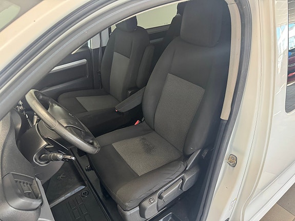 Peugeot Expert 8 of 14