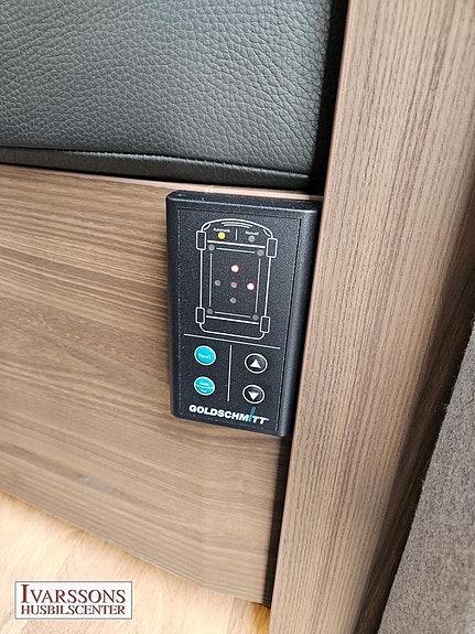 Hymer B 890 ML / Queensbed / Hyd-stödben / Mercedes / Automat / Alde 26 of 27