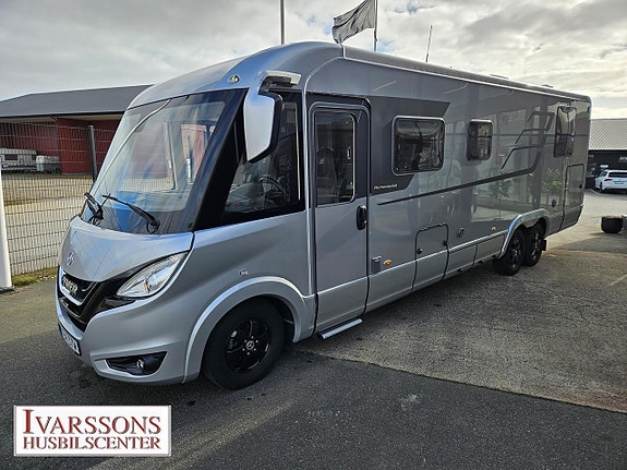 Hymer B 890 ML / Queensbed / Hyd-stödben / Mercedes / Automat / Alde 2 of 5