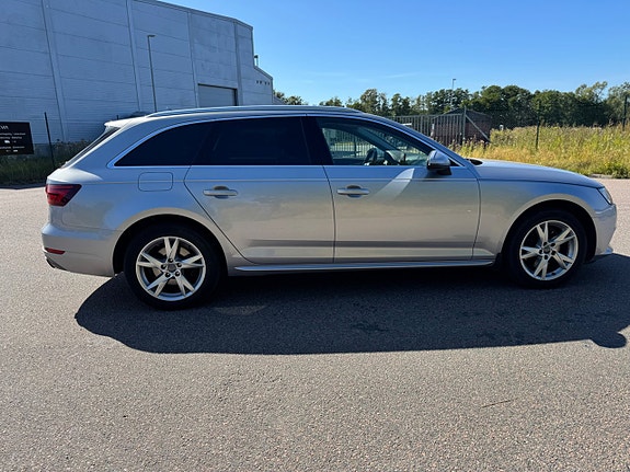 Audi A4 5 of 19