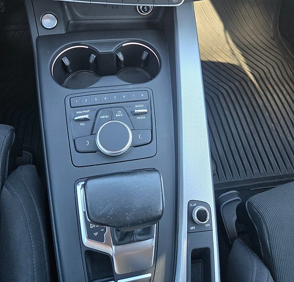 Audi A4 11 of 11