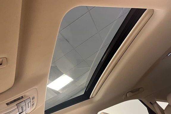 Lexus RX450h 13 of 25