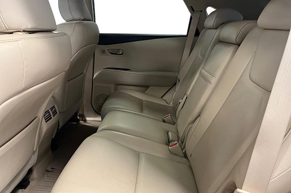 Lexus RX450h 12 of 25