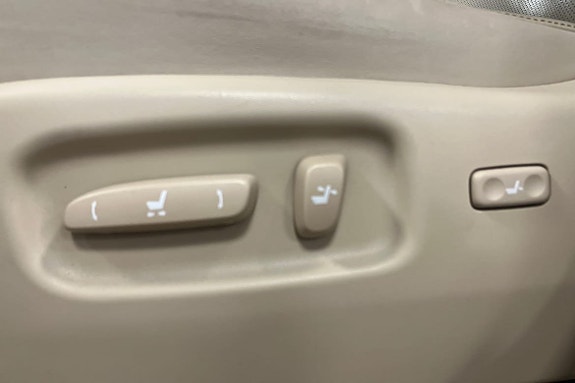 Lexus RX450h 17 of 25