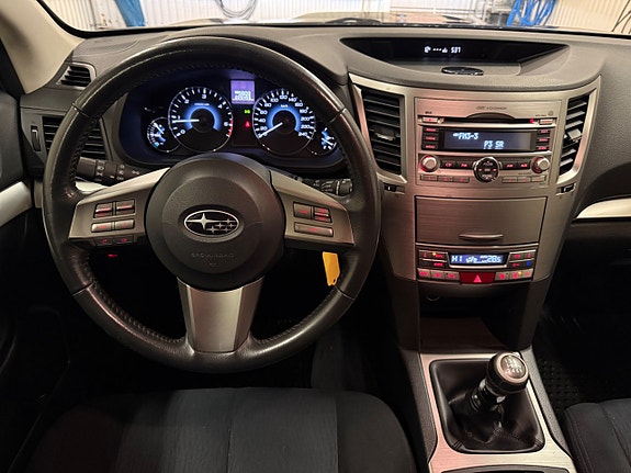 Subaru Outback 10 of 16