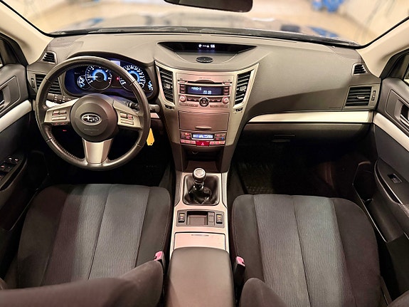 Subaru Outback 8 of 16