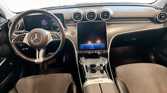 Mercedes-Benz C220 d 4 of 17