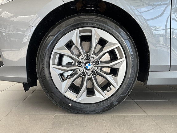 BMW 120 4 of 5