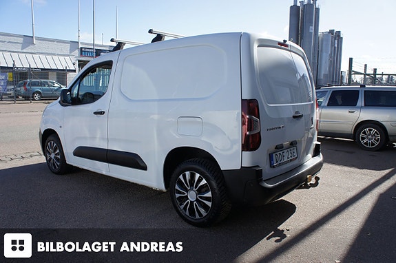 Peugeot Partner 3 of 5