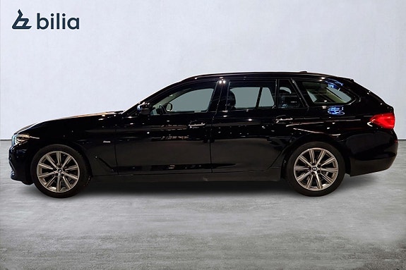 BMW 520d 3 of 5