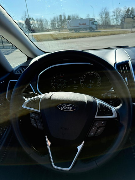 Ford S-MAX 6 of 13