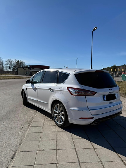 Ford S-MAX 3 of 13