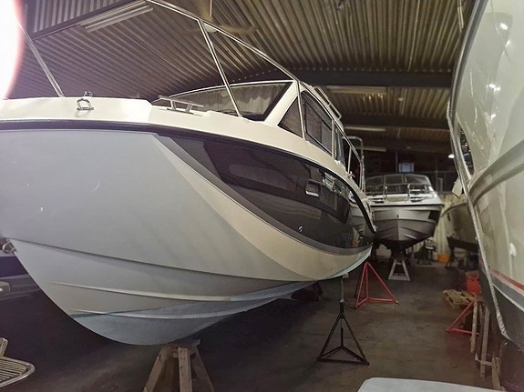 Uttern C77 3 of 19
