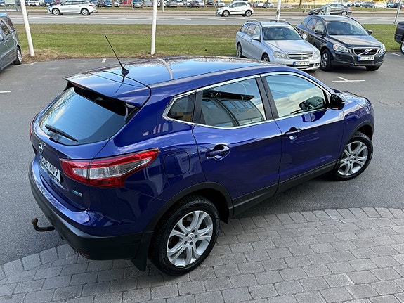 Nissan Qashqai 4 of 5