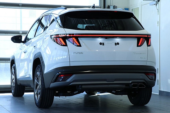 Hyundai Tucson 4 of 17