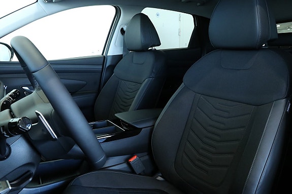 Hyundai Tucson 7 of 17