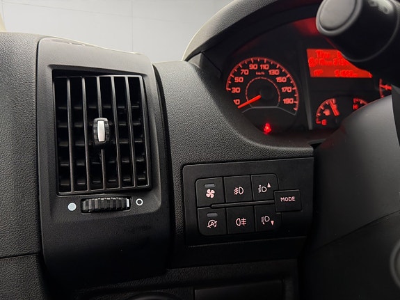Peugeot Boxer 14 of 27