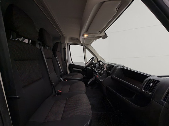 Peugeot Boxer 22 of 27