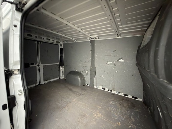 Peugeot Boxer 11 of 27