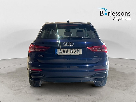 Audi Q3 4 of 5