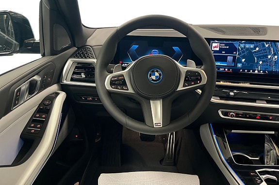 BMW X5 9 of 19