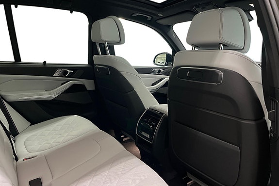 BMW X5 7 of 19