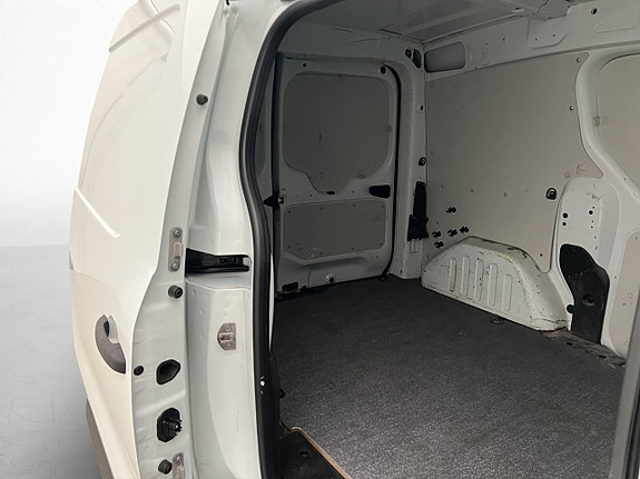 Renault Express 12 of 27