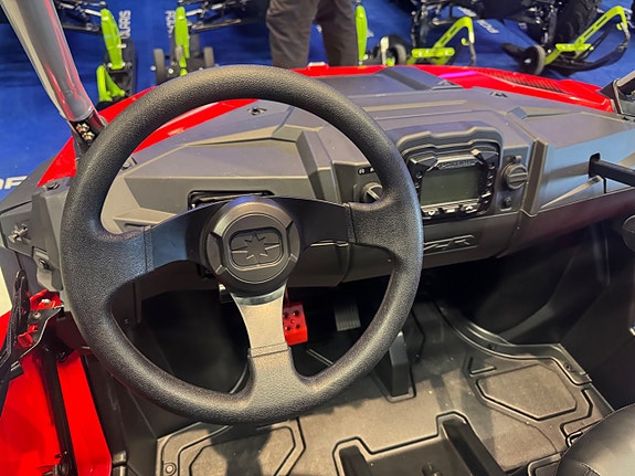 Polaris Rzr 200 EFI 10 of 10