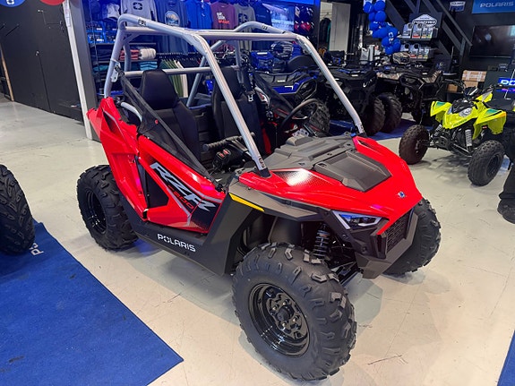 Polaris Rzr 200 EFI 4 of 10