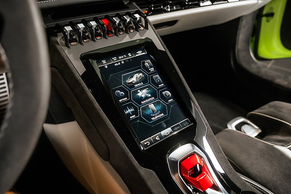 Lamborghini Huracan 15 of 17