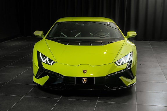 Lamborghini Huracan 4 of 5