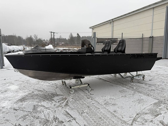 Alba 440C +Suzuki 50, trailer, elmotor, plotter, i lager!