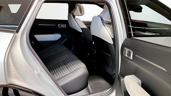 Kia EV4 5 of 13
