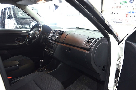 Skoda Fabia 6 of 10